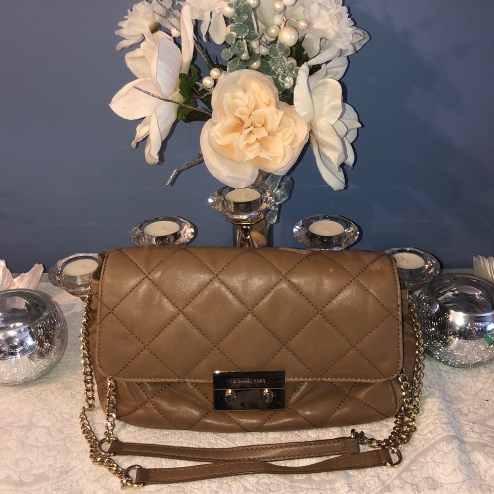 ✨MK Quilted Leather Handbag ✨